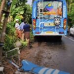 കോട്ടയത്ത് നിയന്ത്രണം നഷ്ടപ്പെട്ട കാര്‍ മതിലില്‍ ഇടിച്ചു; മൂന്നുവയസ്സുകാരിക്ക് ദാരുണാന്ത്യം
